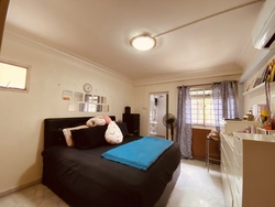 Woodlands Avenue 1 (D25), Apartment #379693121